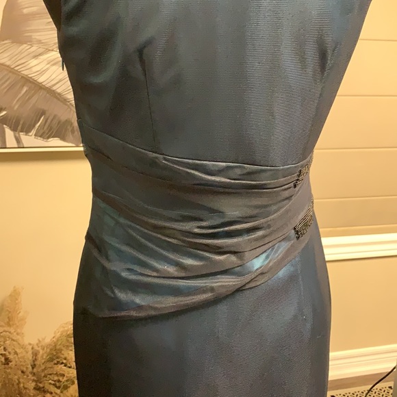 Gorgeous dress - Picture 9 of 15